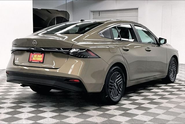 New 2026 Imperial Bronze Nissan SV image 17