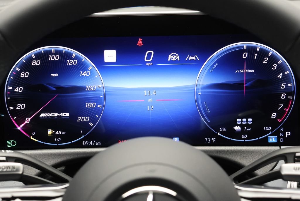 New 2027 MANUFAKTUR Moonlight White Magno Mercedes-Benz E 53 AMG® image 23