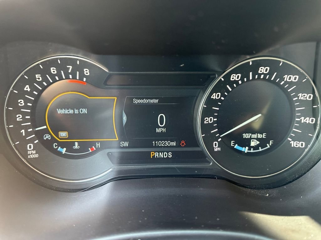 Used 2017 White Lincoln Select image 19
