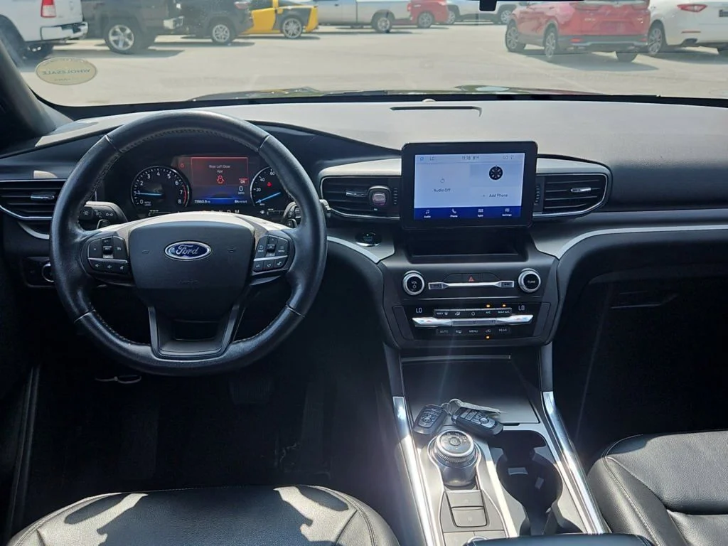 Certified Used 2020 Black Ford XLT image 9