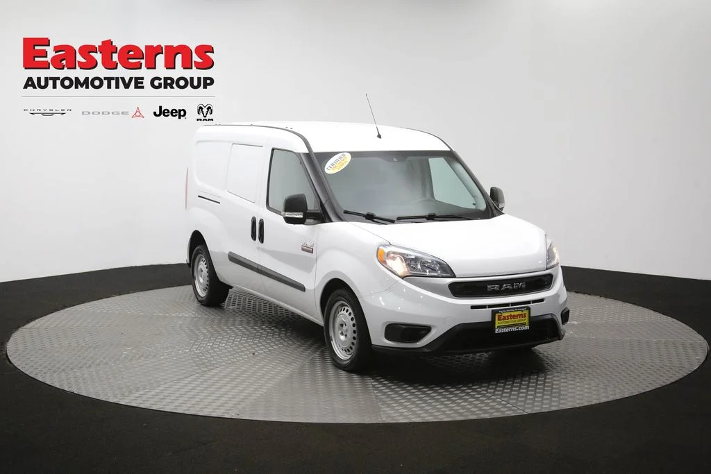 Used 2022 White Ram Base image 48
