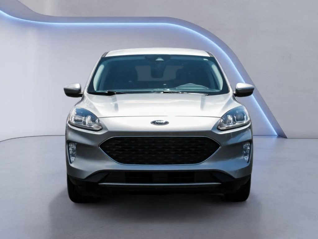 Used 2022 Iconic Silver Metallic Ford SEL Hybrid image 2