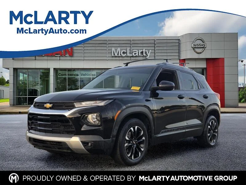Used 2022 Black Metallic CHEVROLET FWD 4DR LT image 1