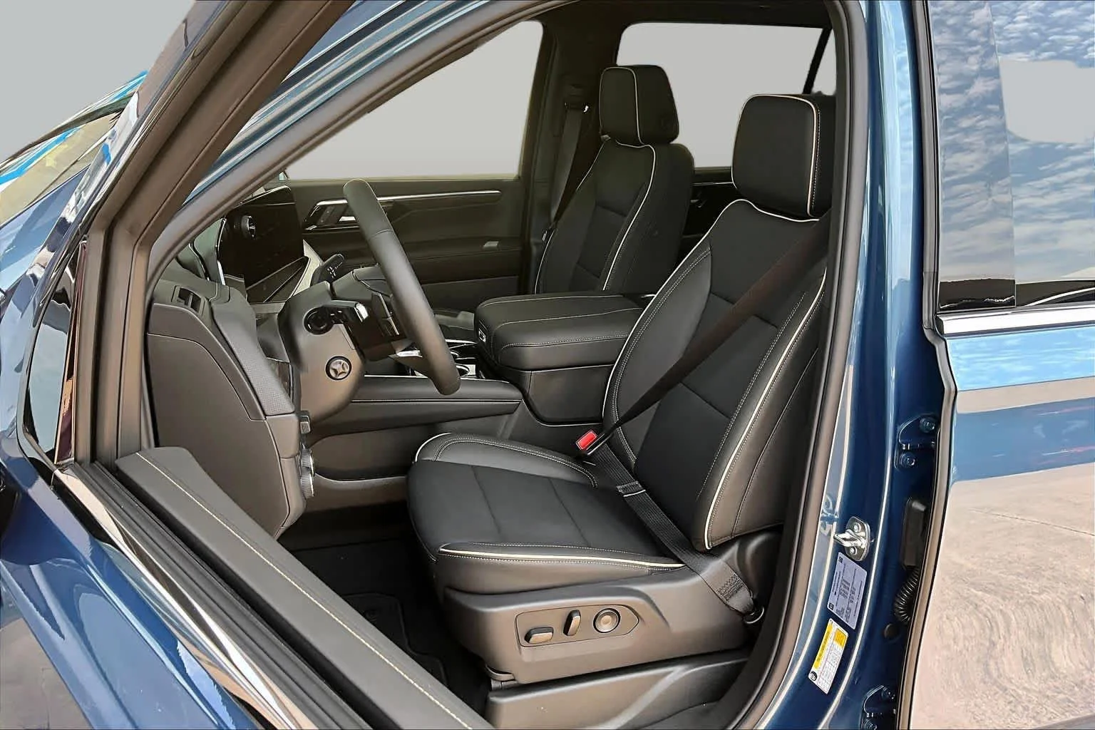 New 2026 Lakeshore Blue Metallic Chevrolet Premier image 9
