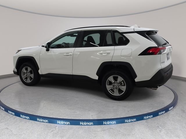 Used 2025 White Toyota XLE image 8