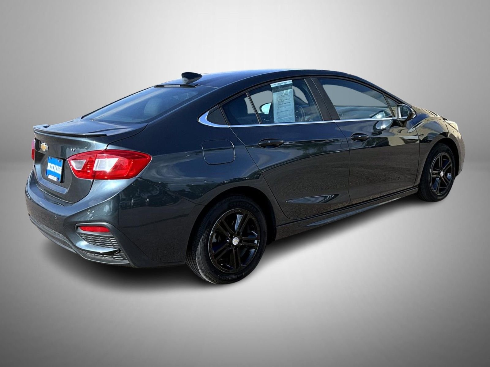 Used 2017 Gray Chevrolet LT image 5