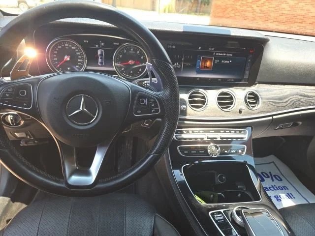 Used 2017  Mercedes-Benz E 300 Luxury image 13