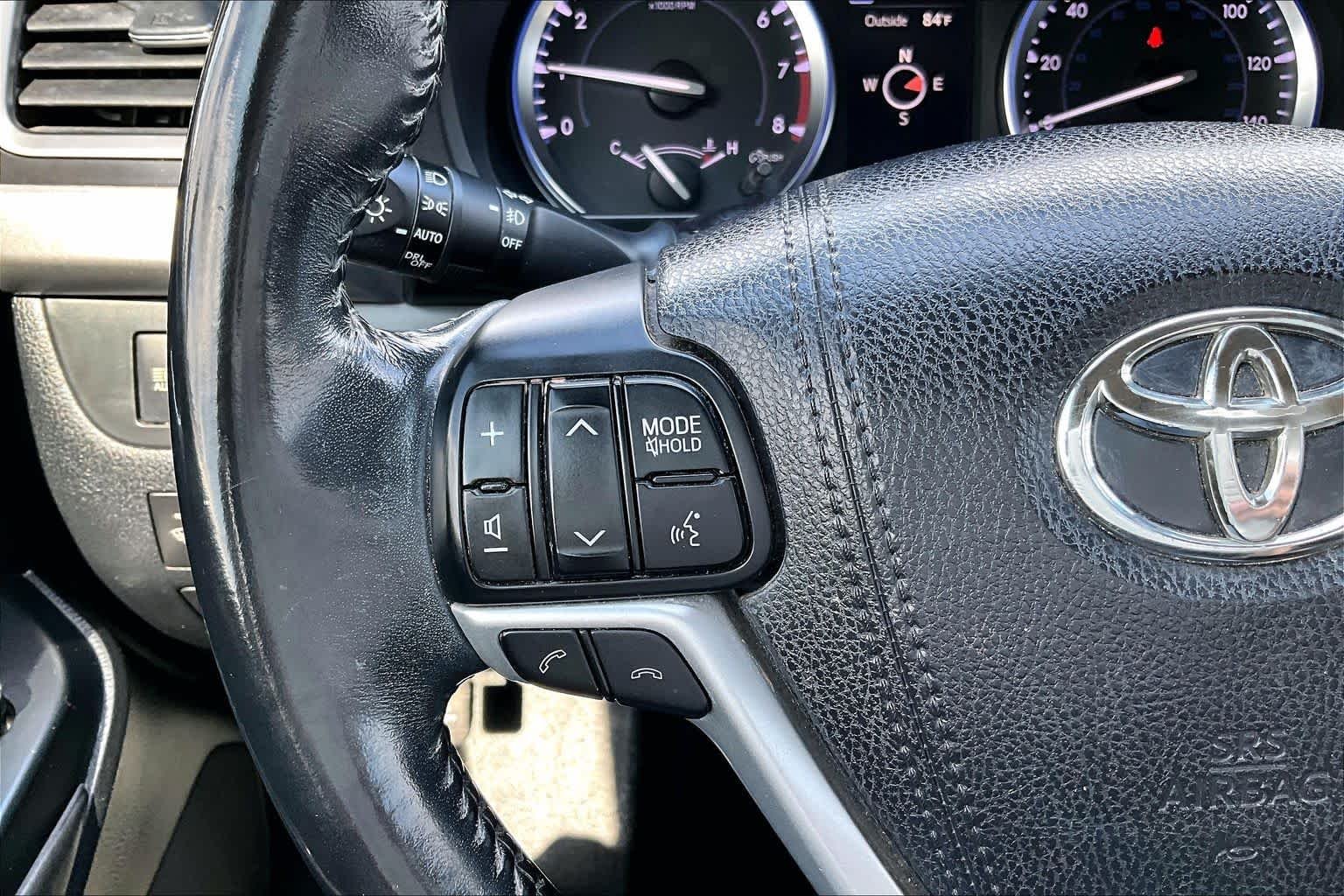 Used 2017 Midnight Black Metallic Toyota XLE image 23