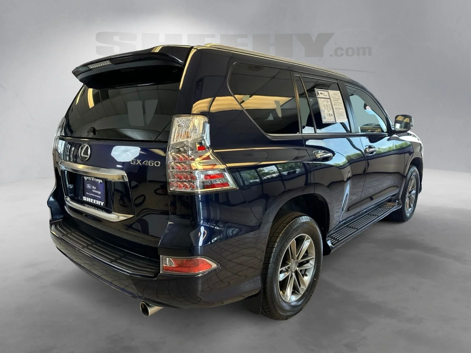 Used 2022  Lexus 460 image 12