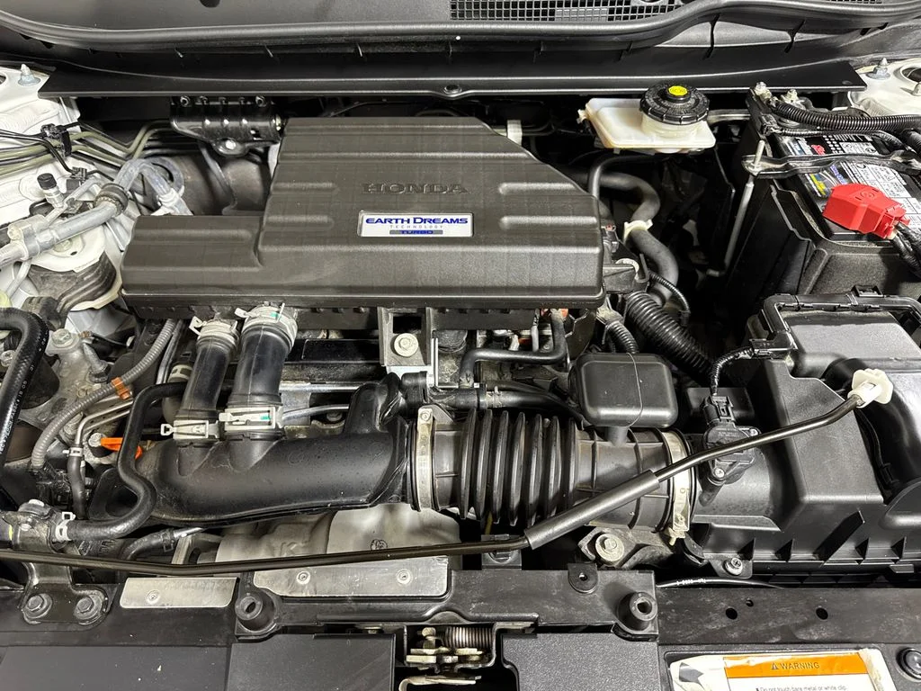 Certified Used 2018 White Honda Touring image 16
