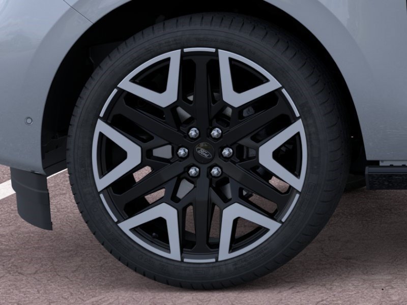 New 2026 Gray Metallic Ford Platinum image 20
