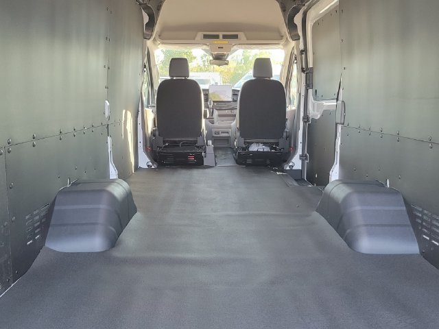 New 2027 Oxford White Ford Cargo Van image 5