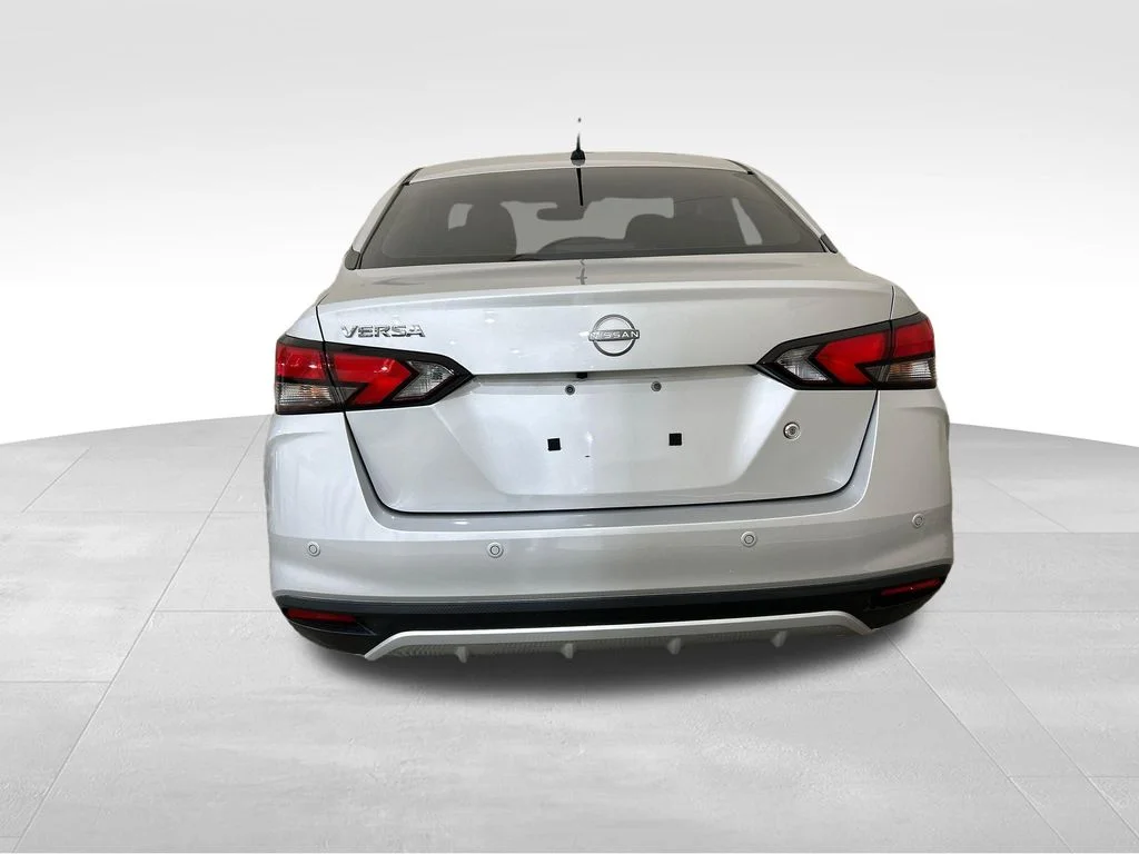 Used 2024 Silver Nissan 1.6 S image 4