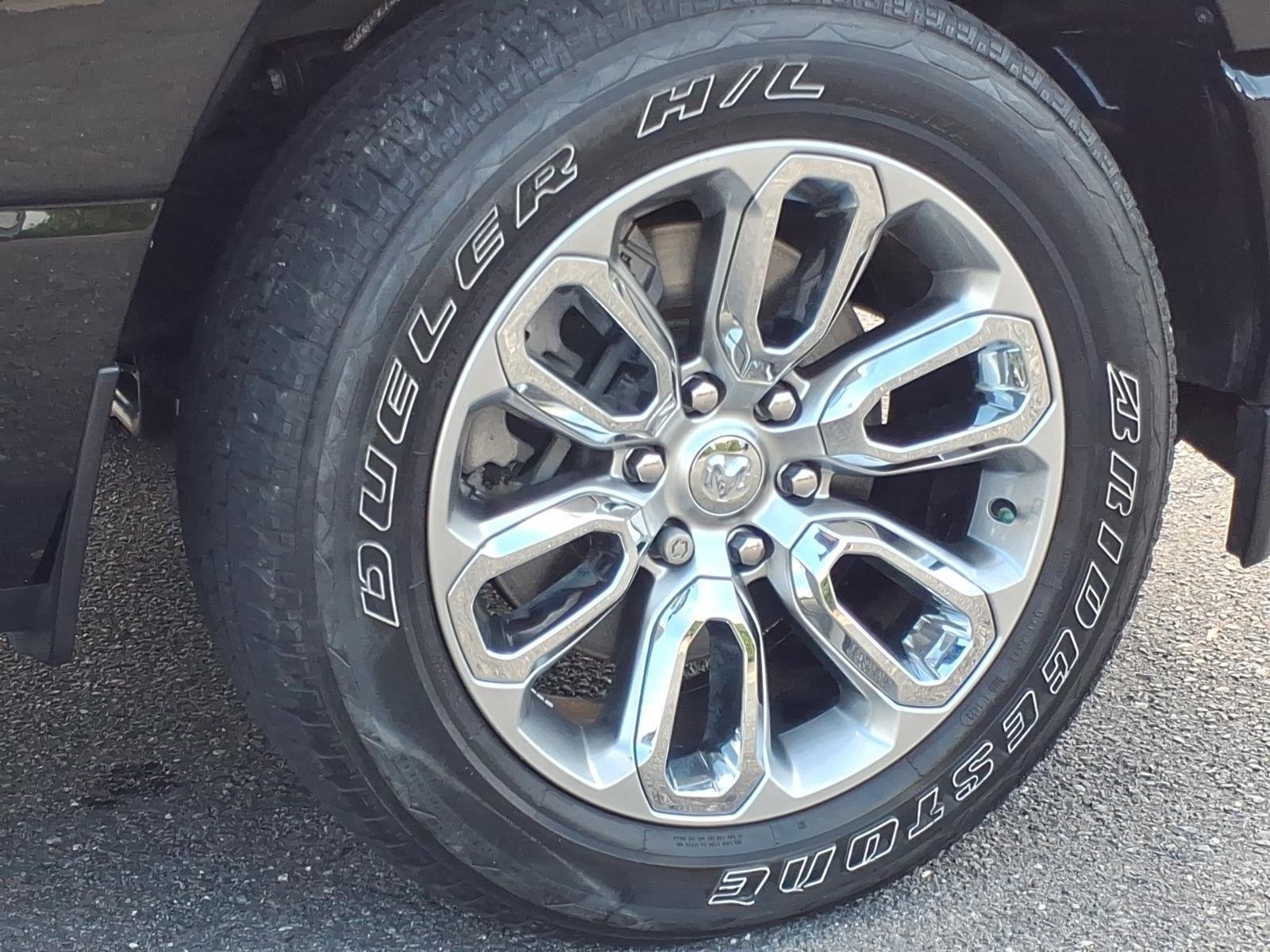 Used 2023 Diamond Black Crystal Pearlcoat Ram Laramie image 13