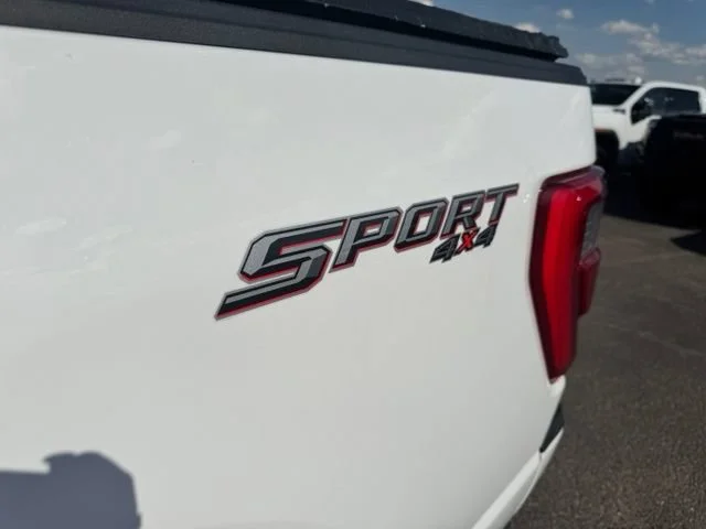 Used 2023 White Ford XL image 21