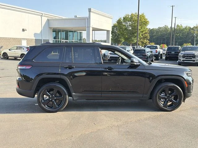 Used 2025 Black Jeep Limited image 13