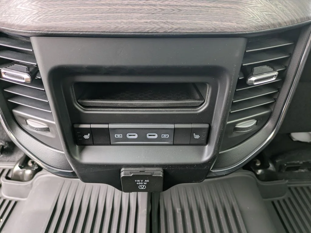 New 2026 Silver-Zynith Exterior Paint RAM Laramie image 17
