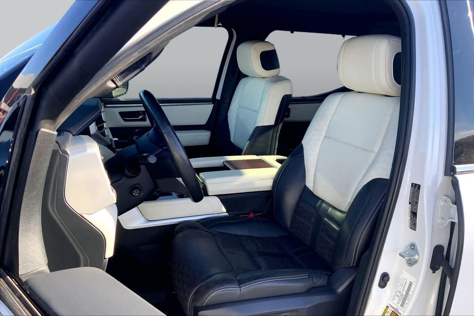 Used 2023 Wind Chill Pearl Toyota Capstone Hybrid image 8