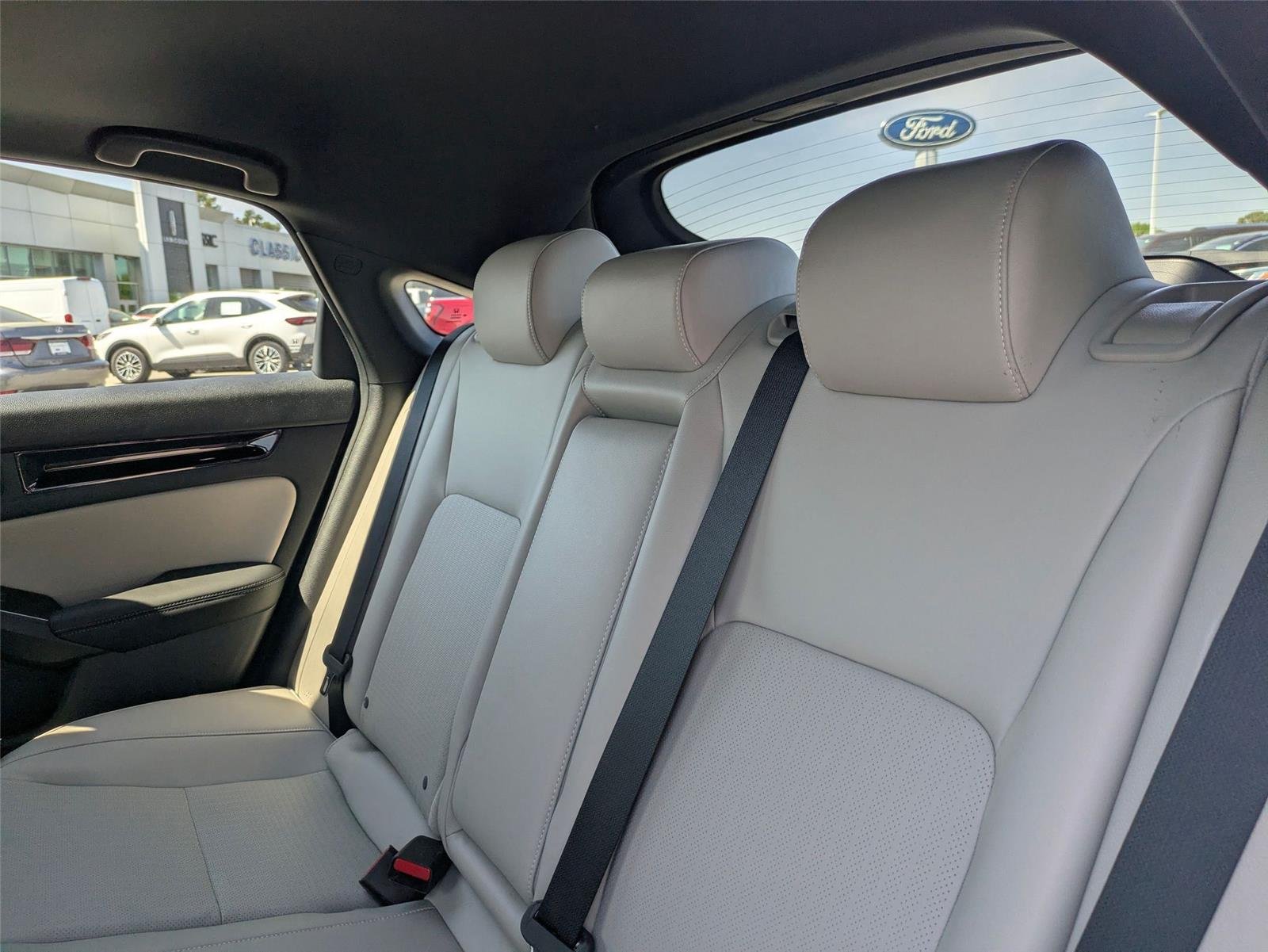 Used 2022 Meteorite Gray Metallic Honda Sport Touring image 28