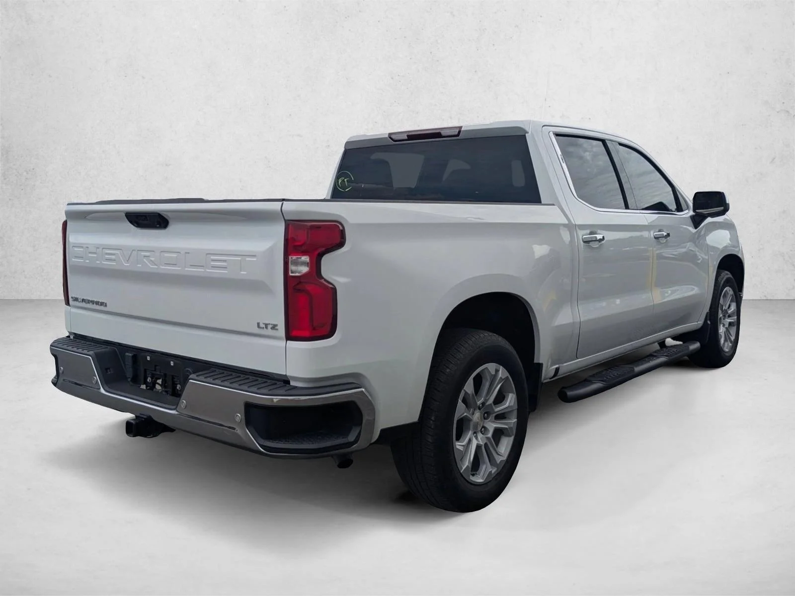 Used 2023 Summit White Chevrolet LTZ image 3