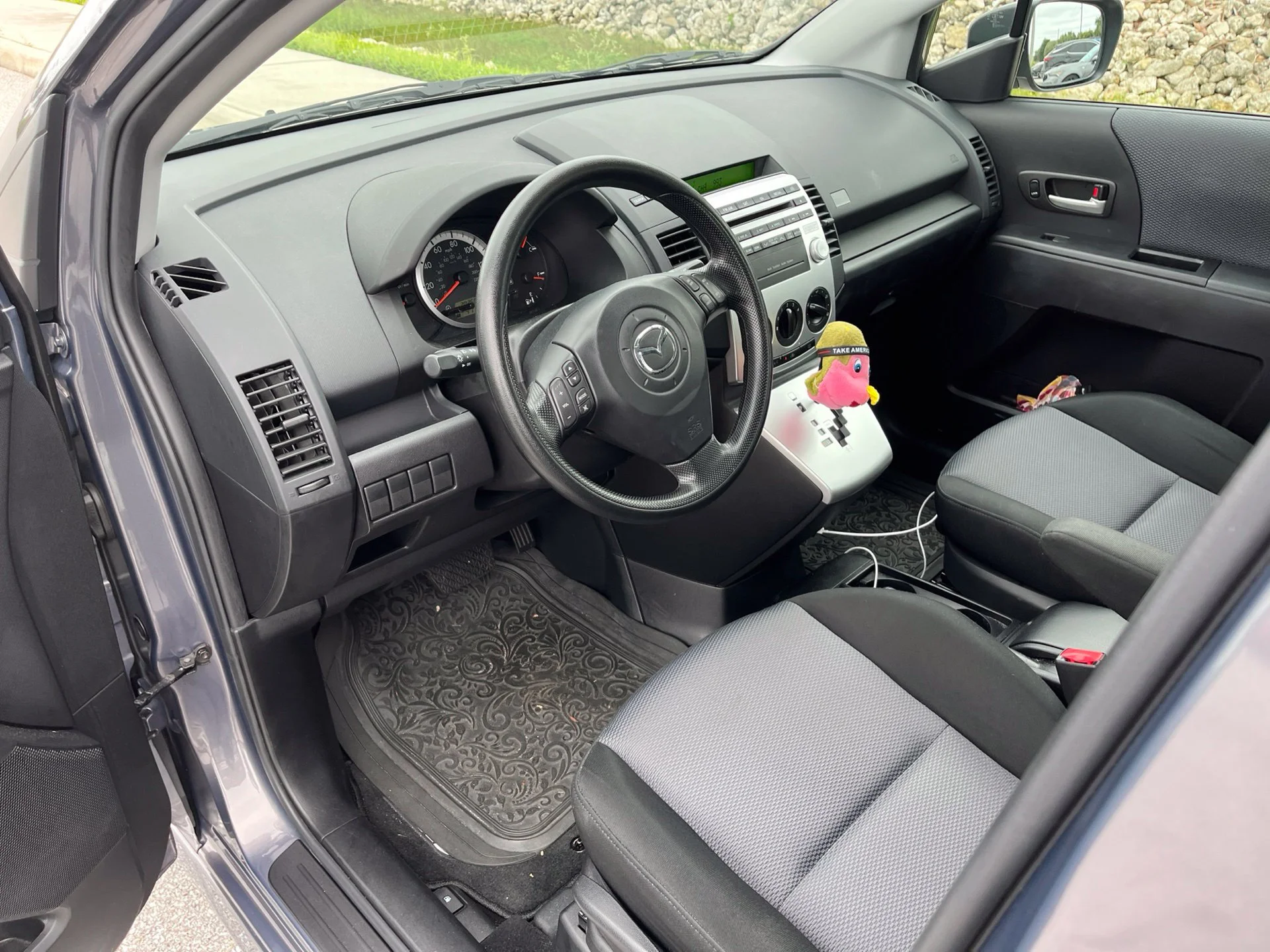 Used 2007 Galaxy Gray Mica Mazda Sport image 12
