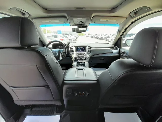 Used 2018 White GMC SLT image 40