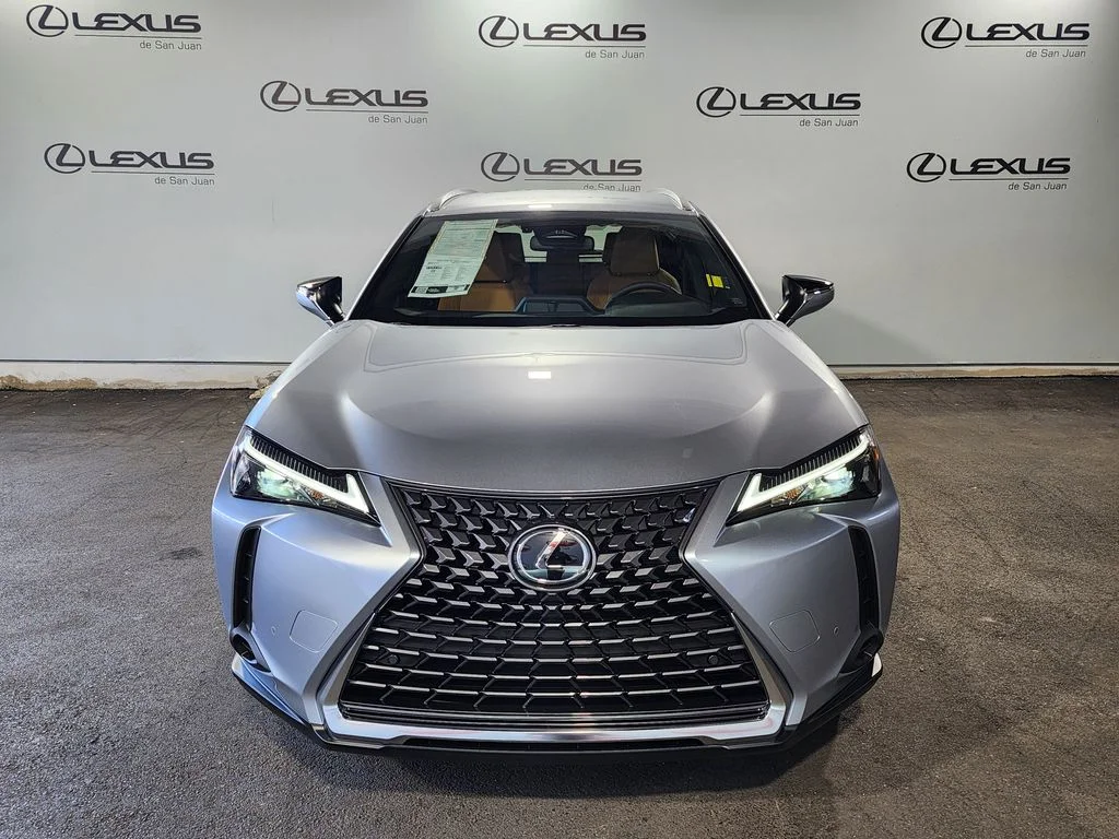 New 2026 Silver Lexus 300h image 2