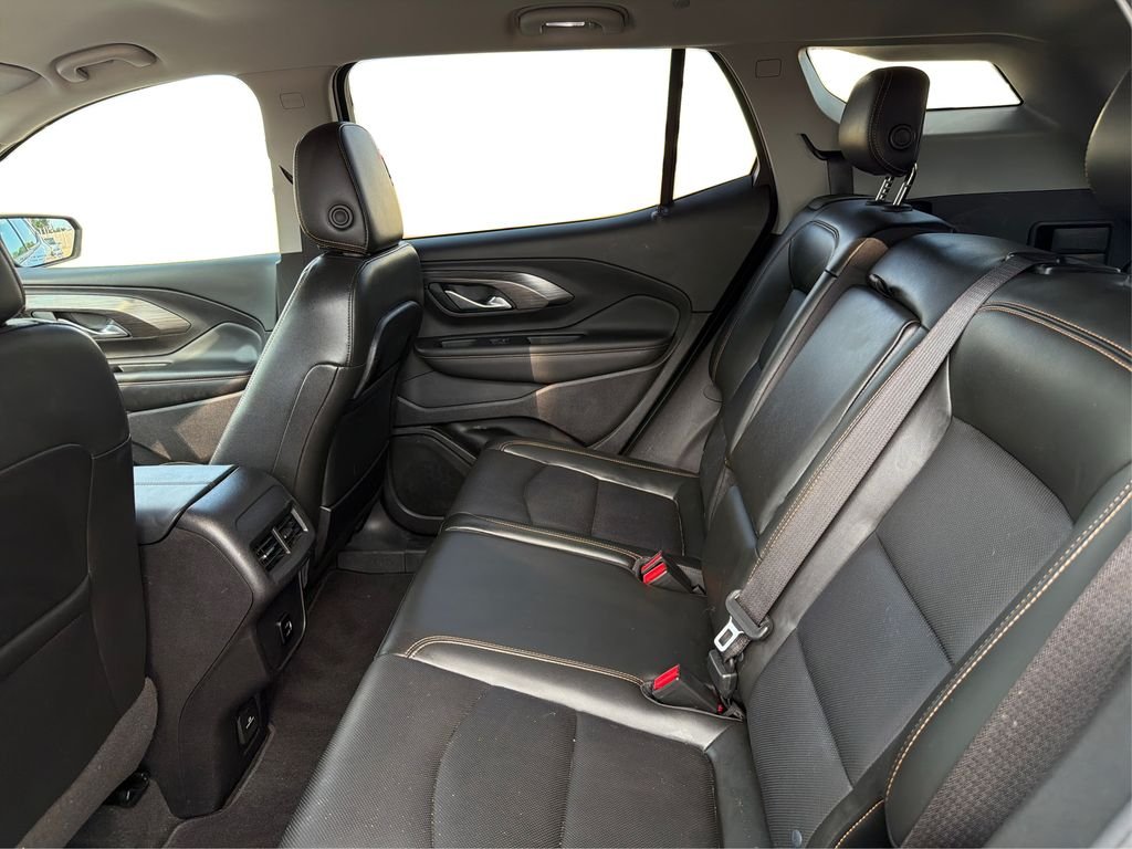 Used 2018 Blue Steel Metallic GMC SLT image 11