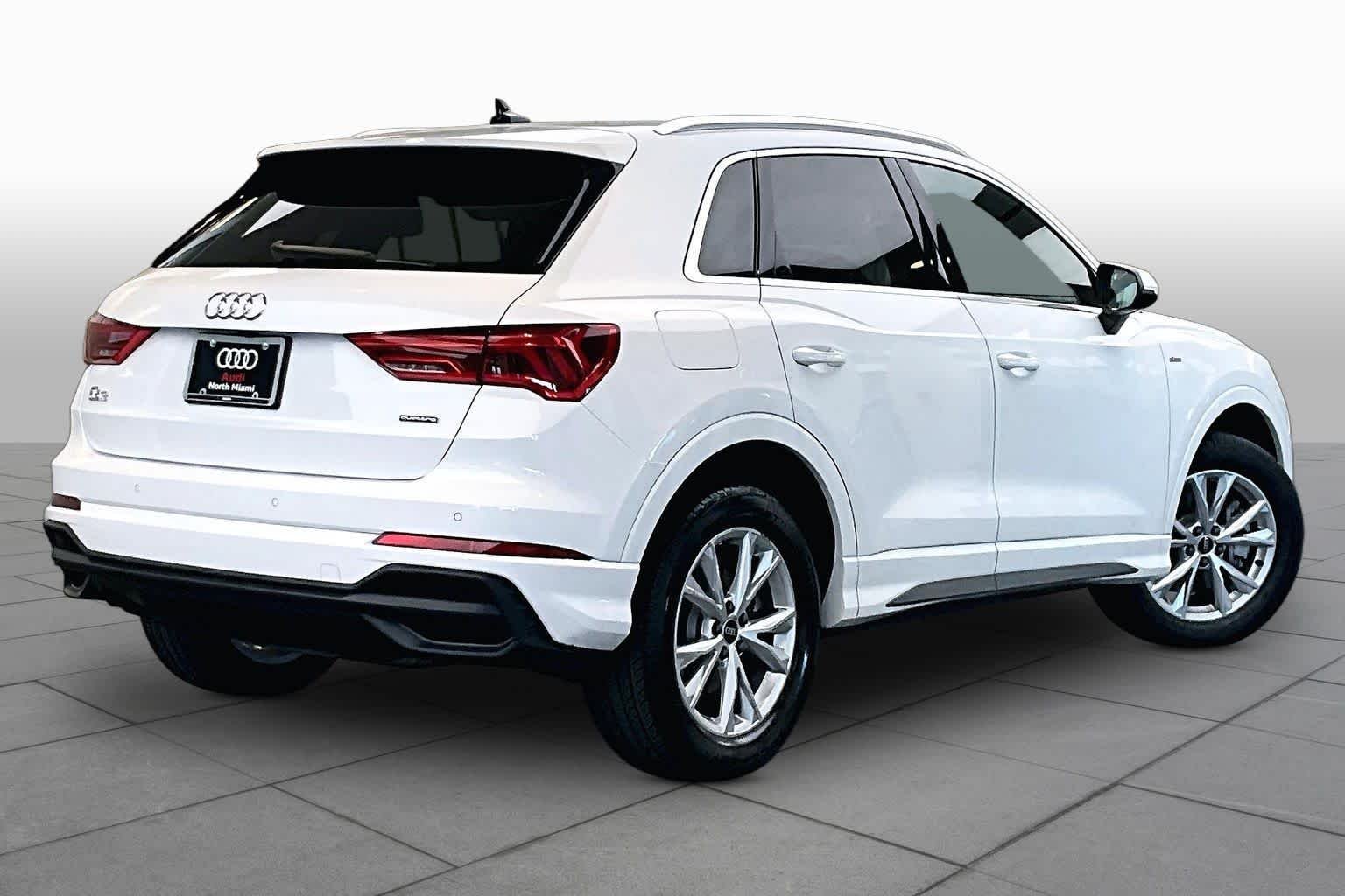 Used 2023 Ibis White Audi S line Premium image 12