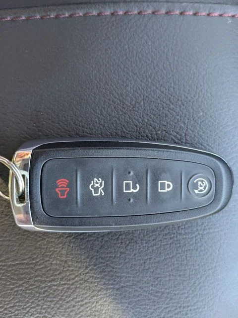 Used 2014 Mineral Gray Metallic Ford Limited image 27