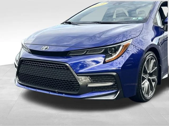 Used 2021 Blue Toyota SE image 9