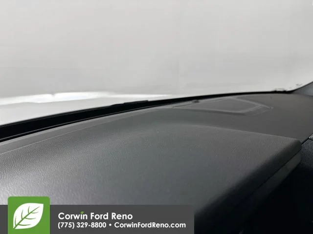 New 2026 Star White Metallic Tri-Coat Ford Platinum image 9