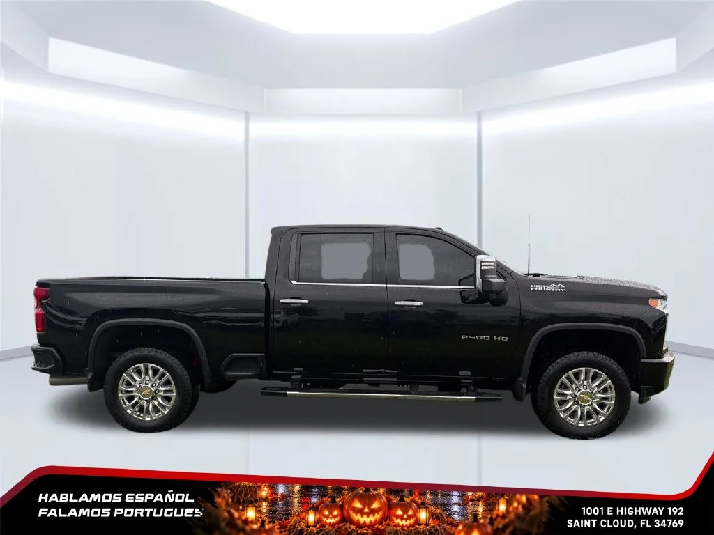 Used 2023 Black Chevrolet High Country image 6
