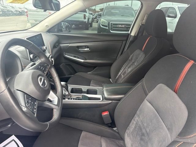 Used 2023 White Nissan SR image 12