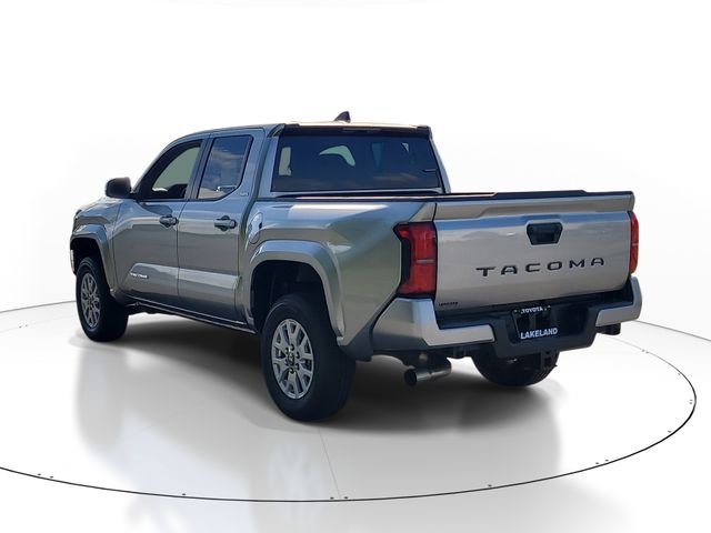 Used 2024 Silver Toyota SR5 image 3