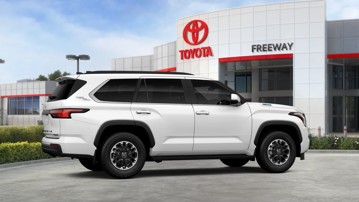 New 2026 Ice Cap Toyota SR5 image 11