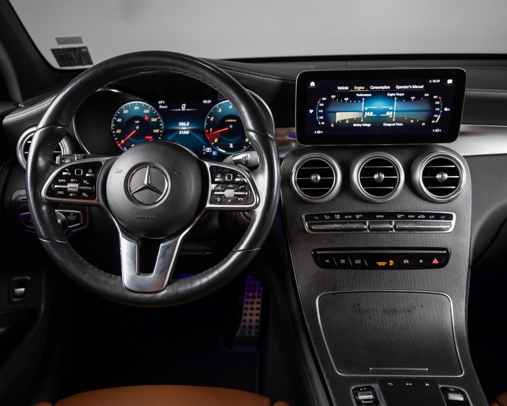 Certified Used 2023  Mercedes-Benz GLC 300 Coupe image 8