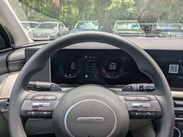 New 2026 Gray Hyundai SEL FWD image 31
