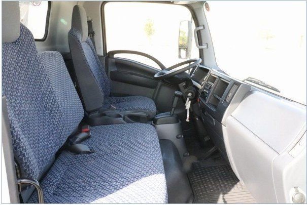 2023 Chevrolet Silverado 5500XD - Photo 10