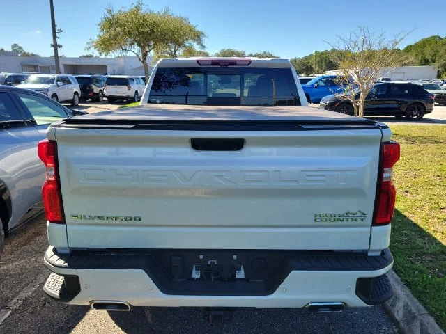 2025 Chevrolet Silverado 1500 High Country - Photo 8