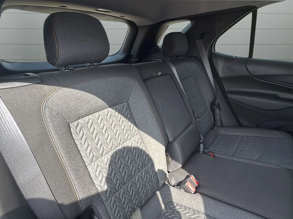 Used 2022 White Chevrolet LT image 24