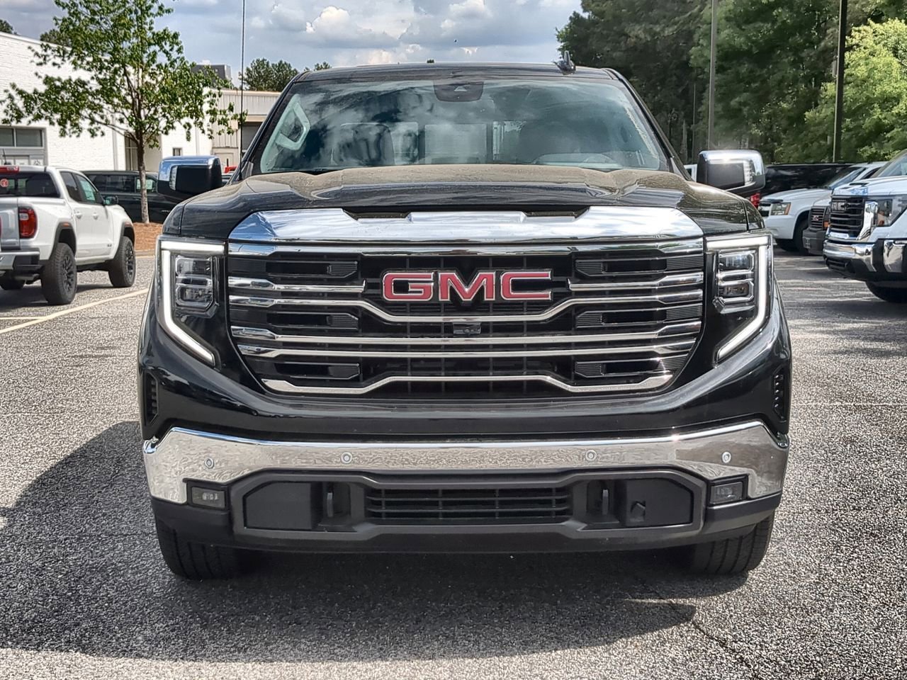 New 2026 Onyx Black GMC SLT image 3
