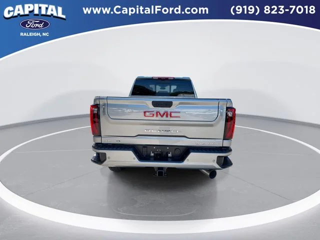 Used 2025 Silver GMC Denali image 7