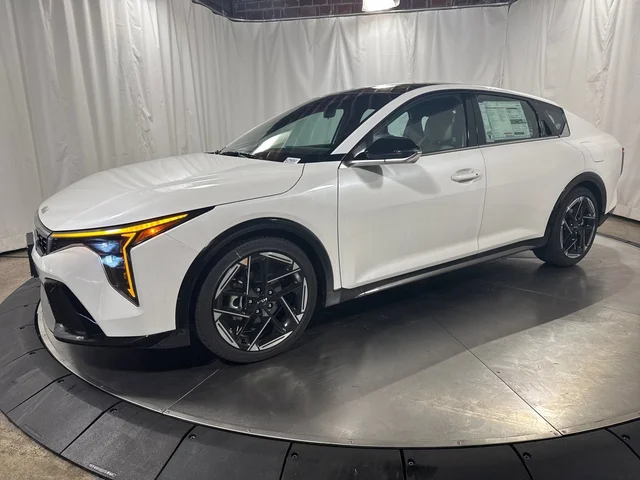 2026 Kia K4 GT-Line