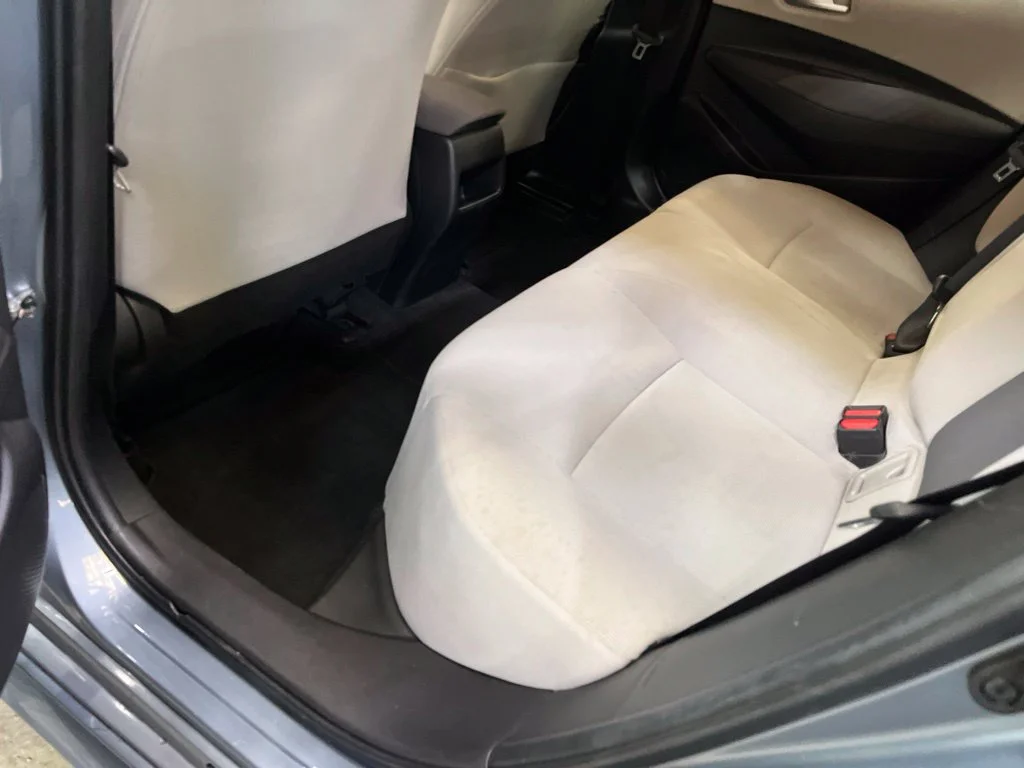 Used 2021 Blue Toyota LE image 18