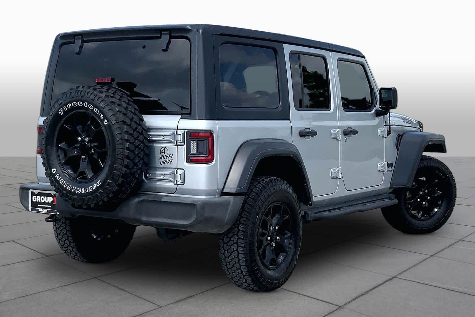 Used 2022 Silver Zynith Clearcoat Jeep Unlimited Willys image 13