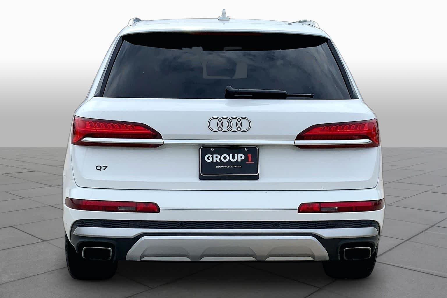 Used 2025 Carrara White Audi Premium Plus image 5