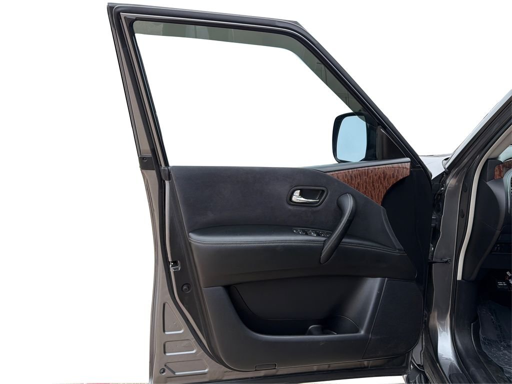 Used 2017 Gun Metallic Nissan SV image 20
