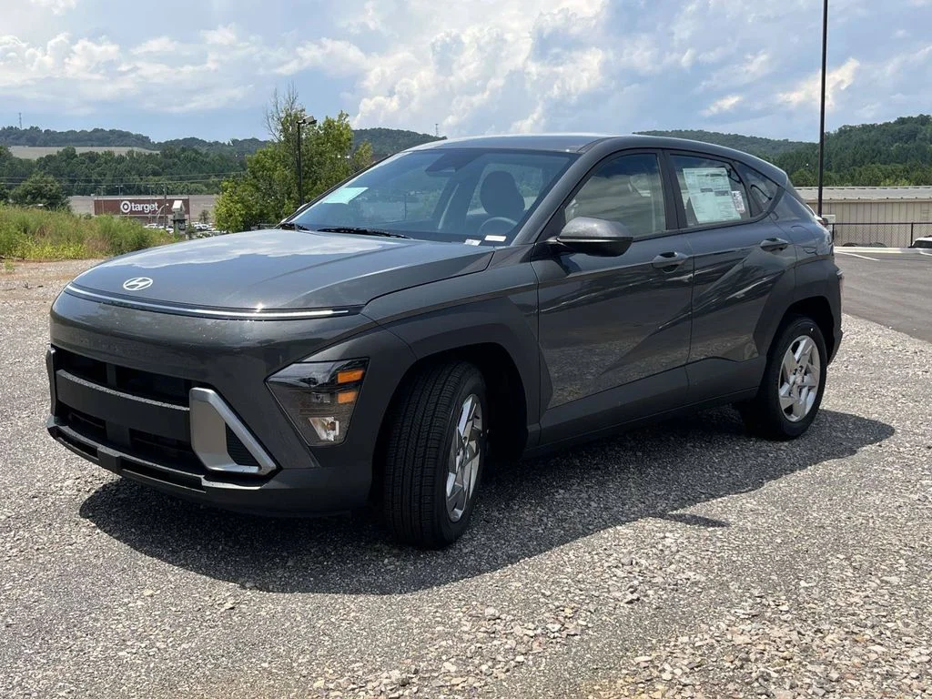 New 2026 Gray Hyundai SE image 6