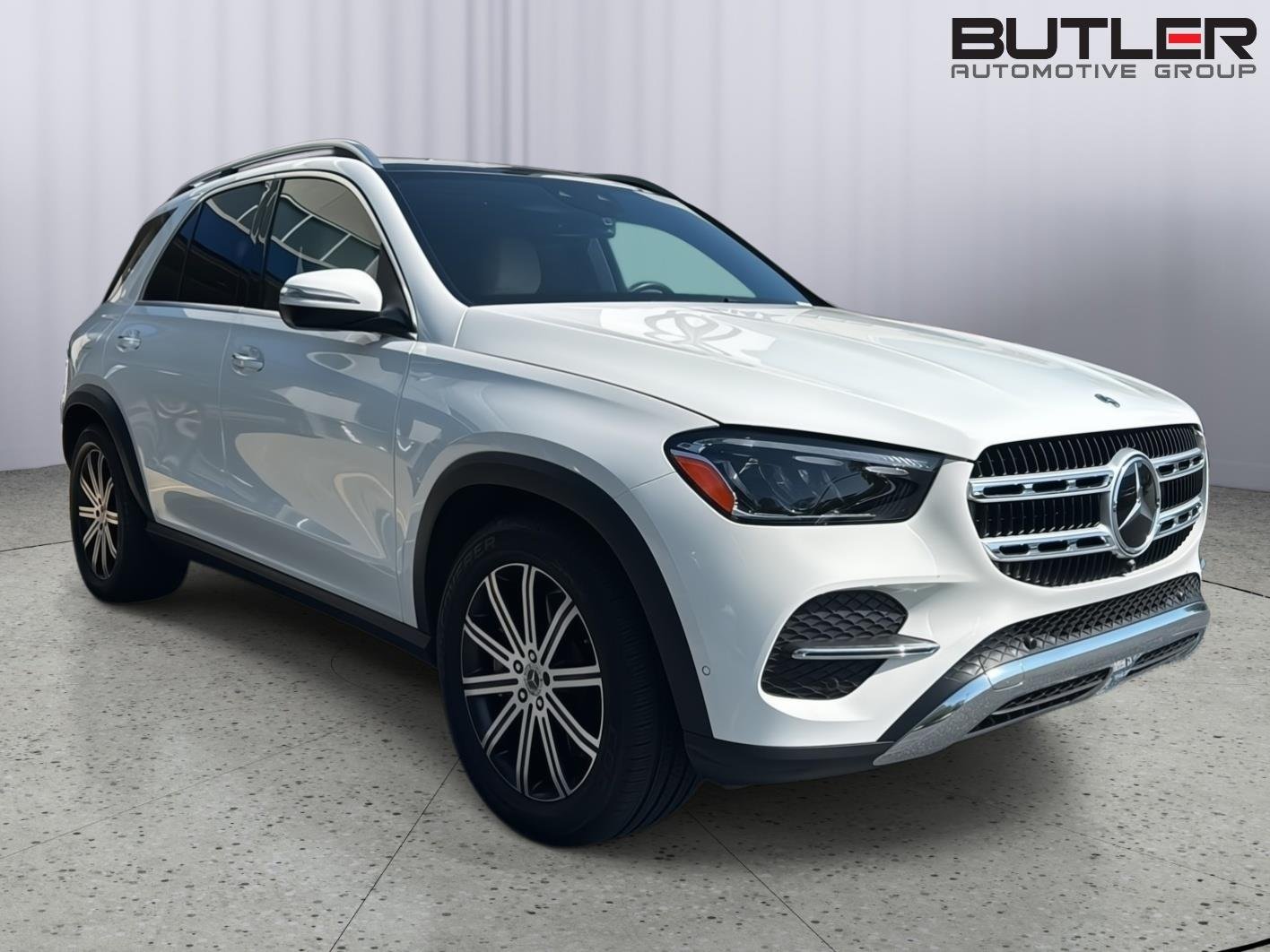 Used 2024 Polar White Mercedes-Benz GLE 450 image 3